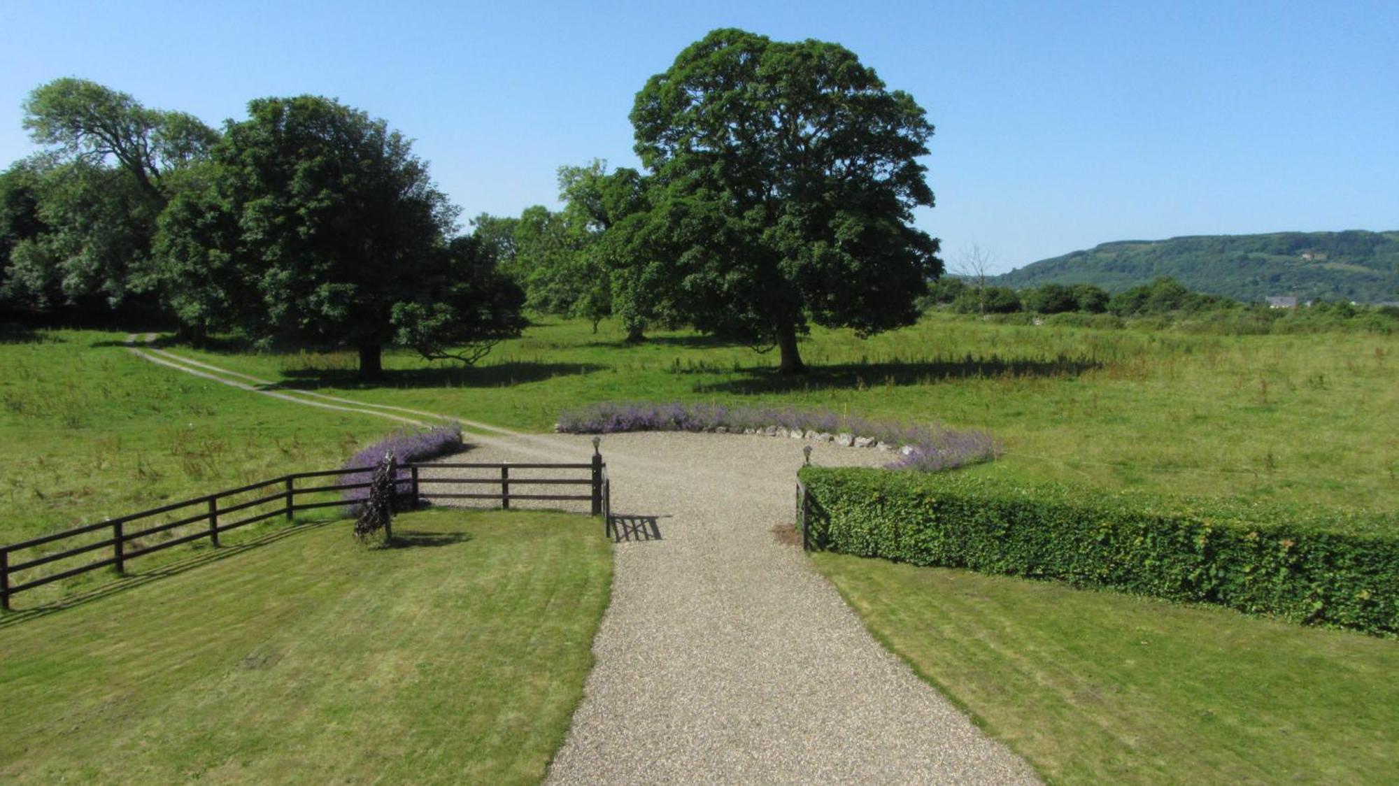 Inchiquin House, Period Home In The Heart Of The Burren Corofin  외부 사진